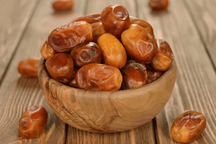 خرما زاهدی اقتصادی شیرین مناسب مصرف روزانه